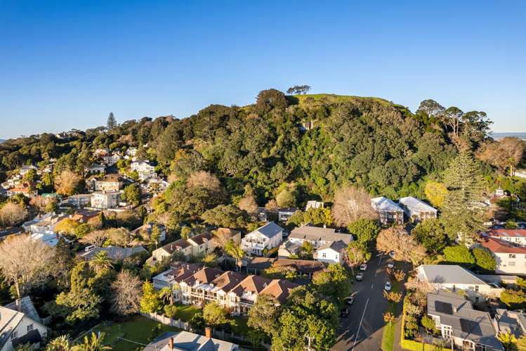 8/3 Lovelock Avenue Mount Eden_21