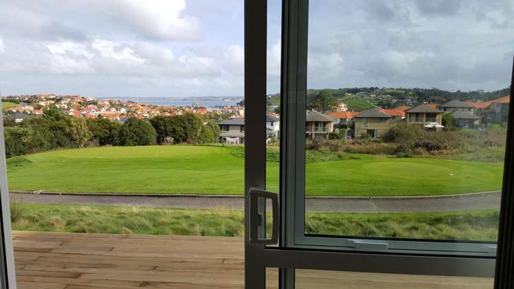 139 Alec Craig Way Gulf Harbour_13