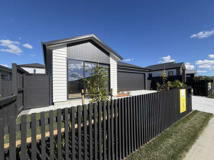 23 Tukutata Crescent Milldale_21