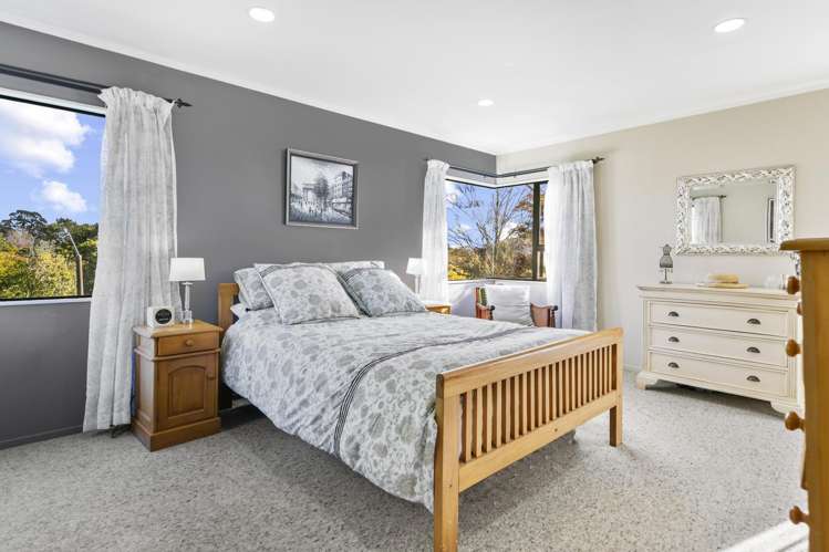 1 Awatahi Place Greenhithe_13