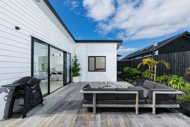 8 Betsy Lane Wainui_7