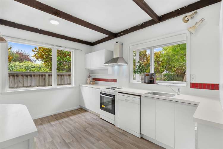 388 Ilam Road Bryndwr_6