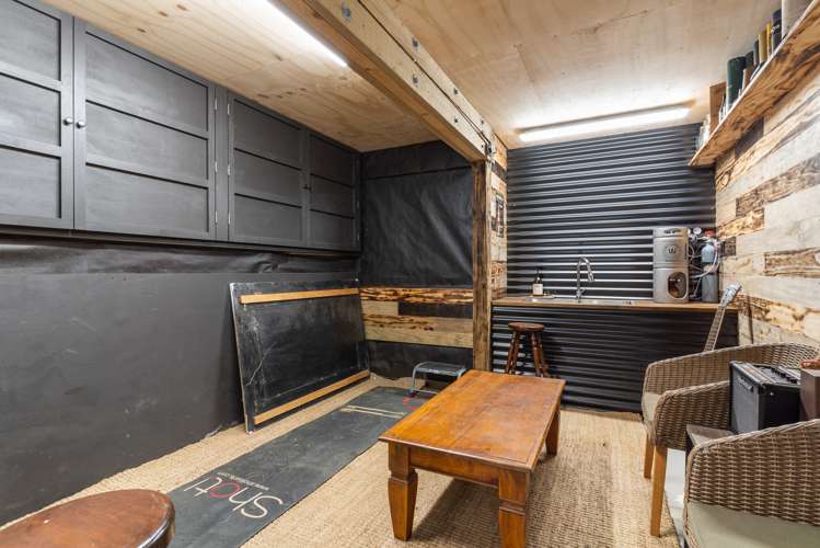 32 Lemnos Place Titirangi_15