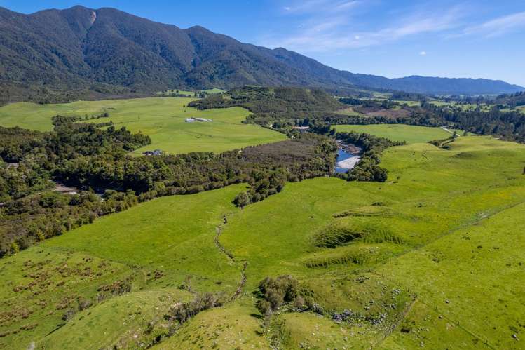 153 Quartz Range Road Bainham_22