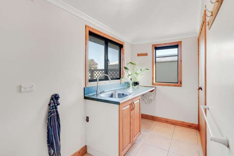 3642 Cambridge Road 11373_11