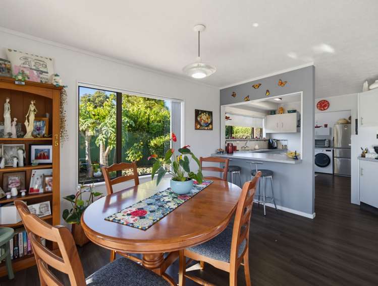 10 Fern Grove_5