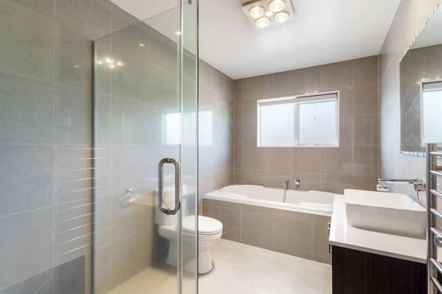 2 Leburn Crescent Flat Bush_2