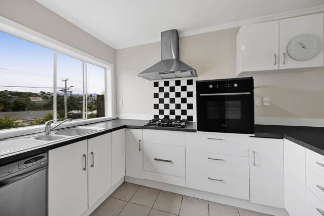 64 Ngamotu Road Spotswood_2