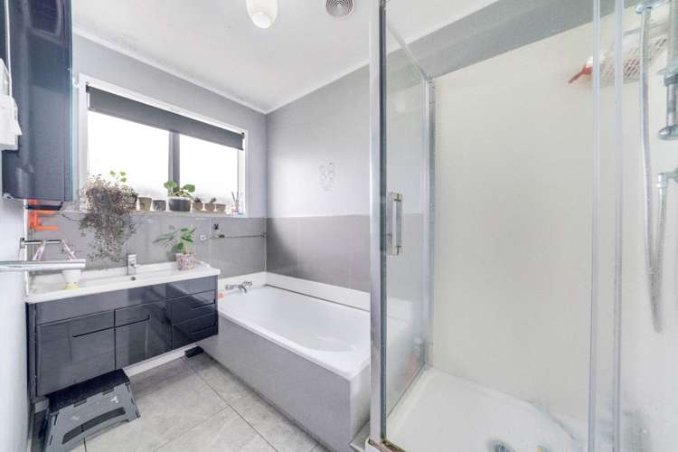 2/12 George Street Mangere East_9