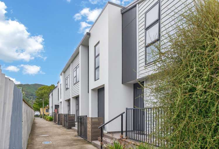 8/25 Bush Street Naenae_18