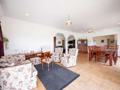 112 Hillcrest Road_2