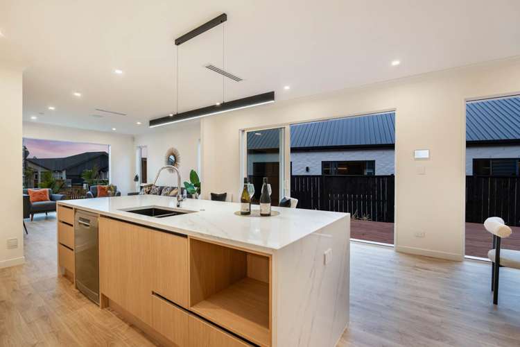 7 Tukutata Crescent Milldale_8