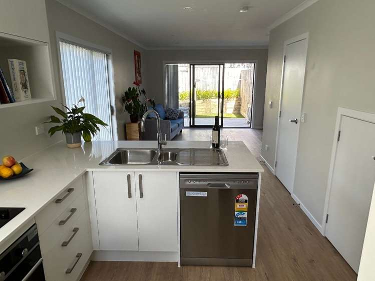 14/125B Metcalfe Road Ranui_9