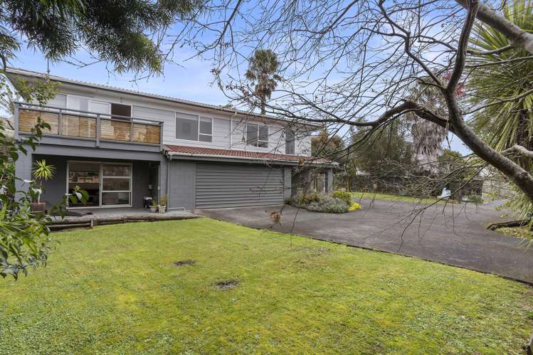 19 Mayall Avenue Beach Haven_25