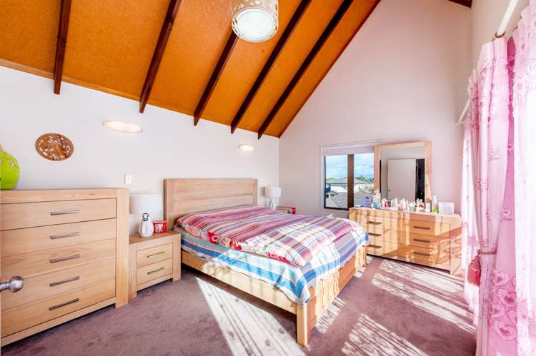 8 Austin Brave Place Favona_18