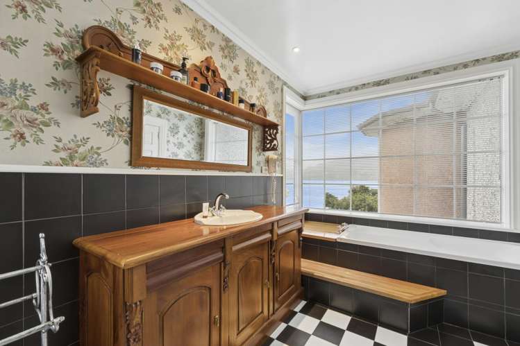 6 Mission Cove Company Bay_27