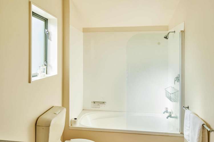 19/14 Alpha Street Te Aro_12