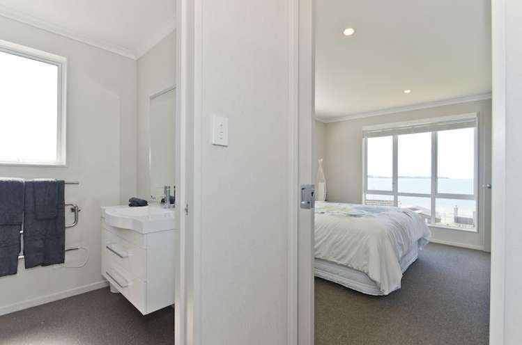 23 Alexander Road Algies Bay_26