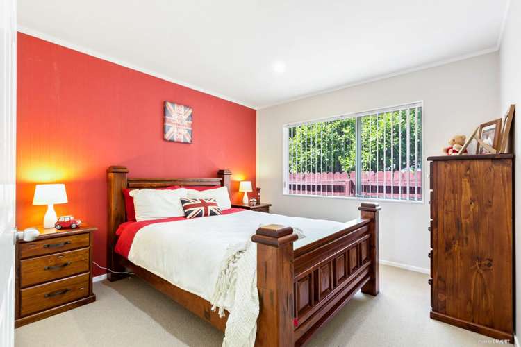 25 Trossach Place Wattle Downs_14