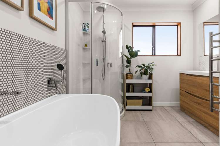 1 Spriggs Crescent Greenmeadows_13