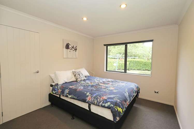 54 Hoffman Court Waikiwi_13