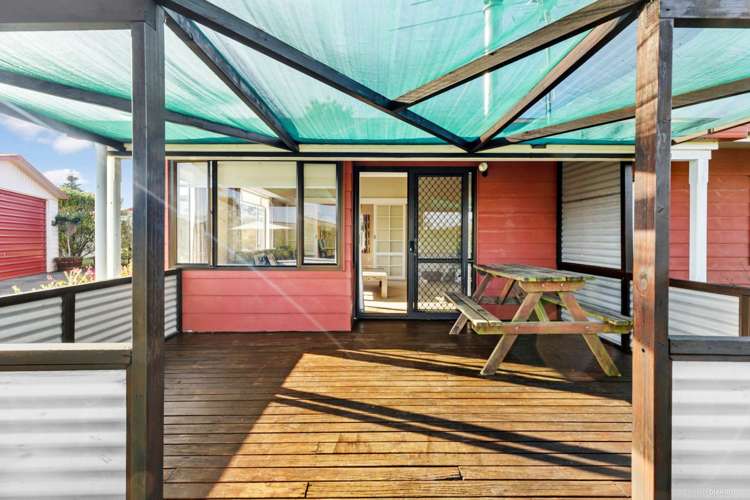 98 Sandspit Road Waiuku_11