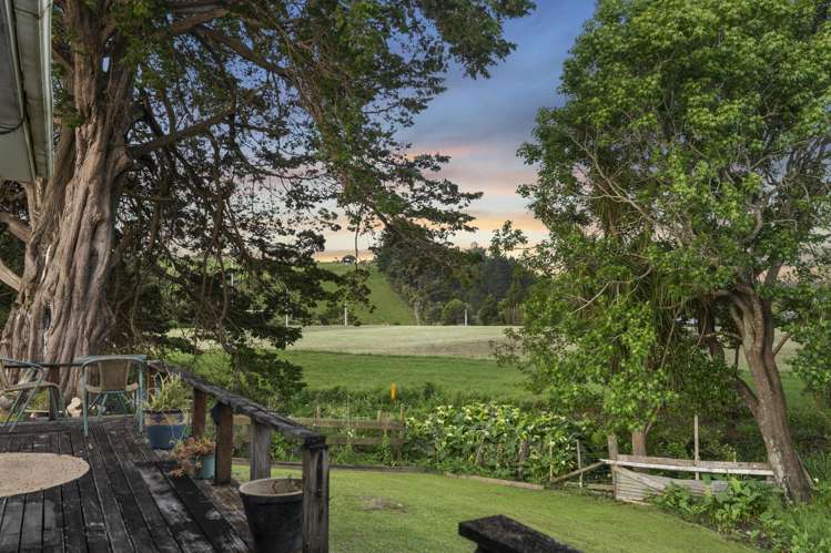 15 Bethells Road Waitakere_8