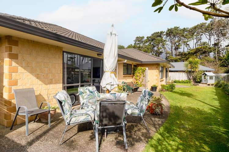 130 Weggery Drive Waikanae Beach_24