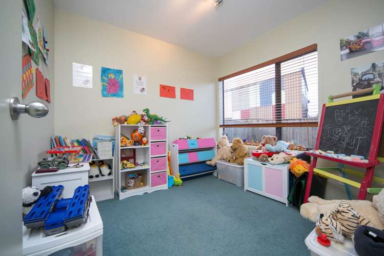 13 Woodbank Drive Glen Eden_8