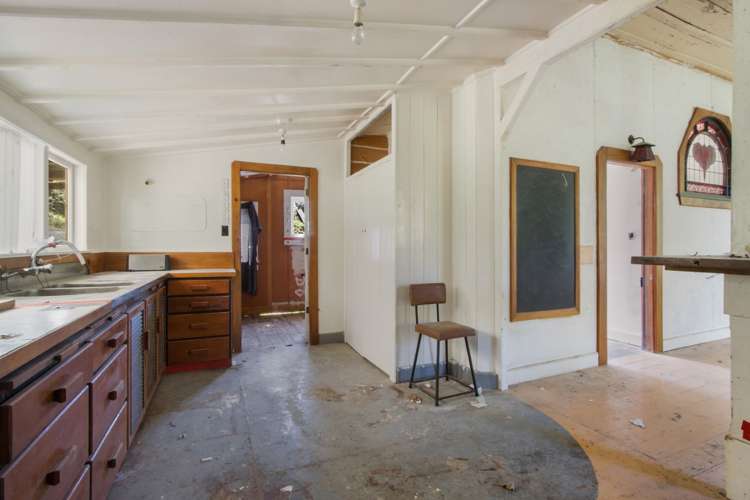 2 Abbott Road Waikino_7