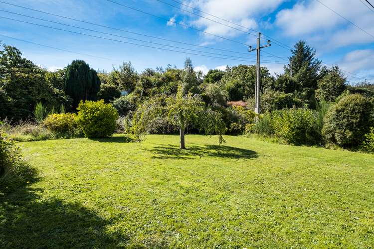 45 Three Mile Hill Road Halfway Bush_19