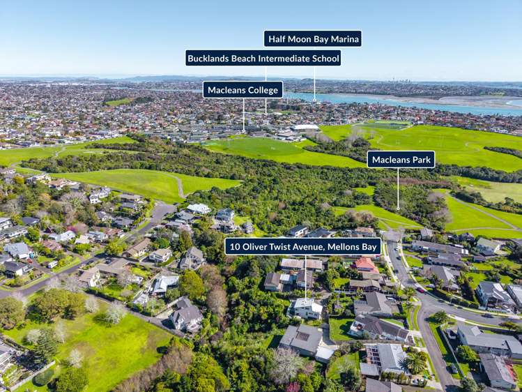 10 Oliver Twist Avenue Mellons Bay_26