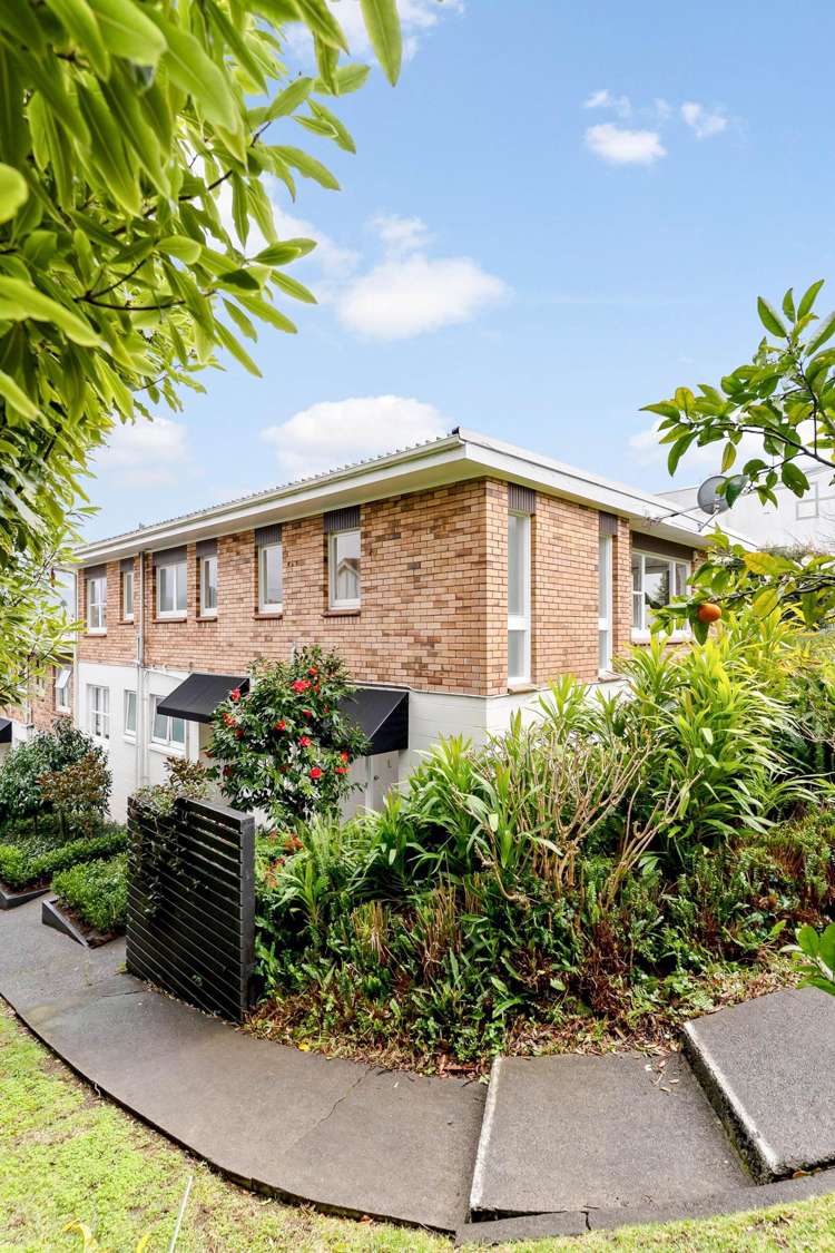 1/120 Orakei Road Remuera_19