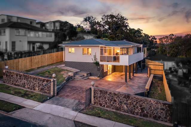 Sunsets, Studio & Space - Your Sanctuary Awaits!