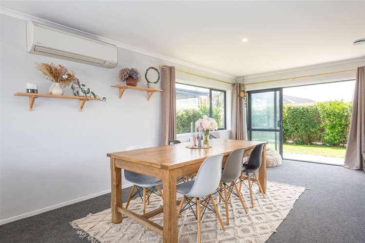 6 Hosta Lane Wigram_5