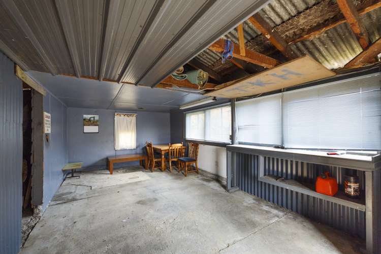 6 Trewin Street Feilding_14