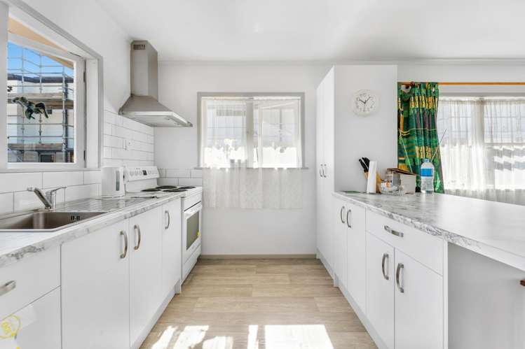 148 Hall Avenue Favona_4