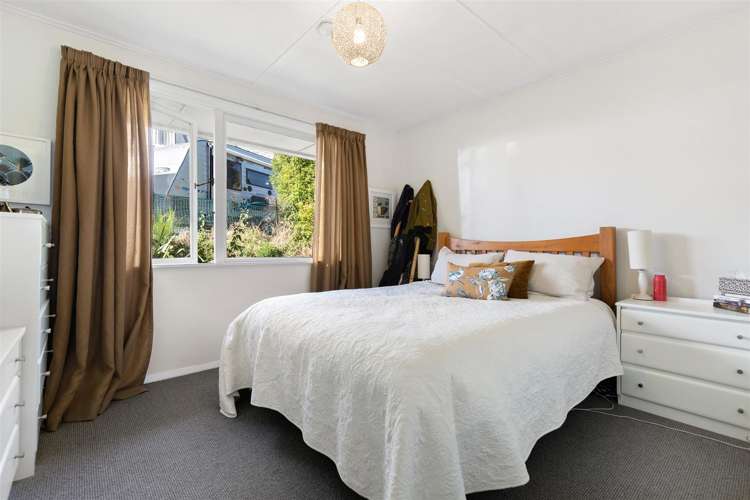 9 Suburb Street Queenstown_13