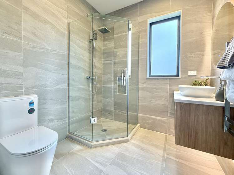 60 Tukutata Crescent Wainui_14