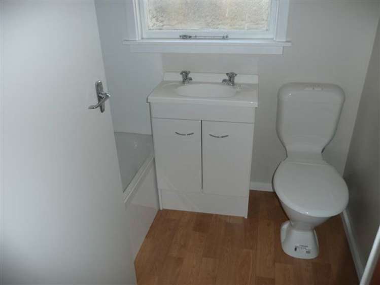 f2/136 Fizgerald Avenue Linwood_2