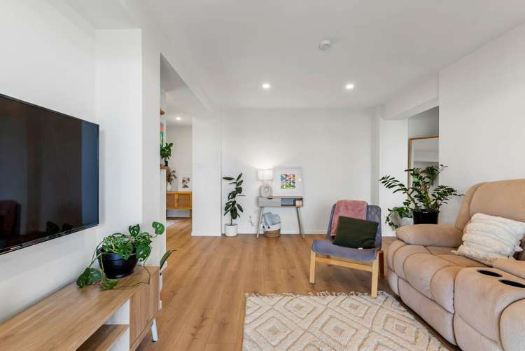 130 Aeroview Drive Beach Haven_5