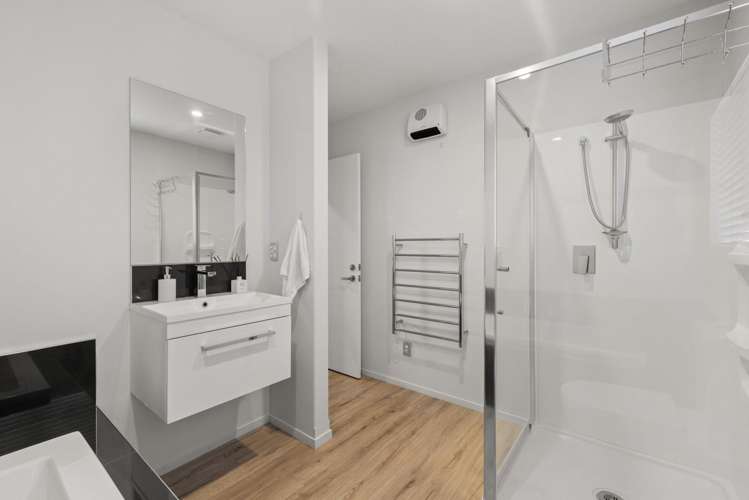 6 Newhaven Street Burwood_9