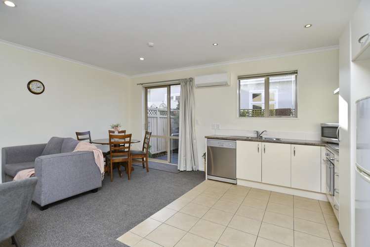 3/164 North Parade Richmond_3