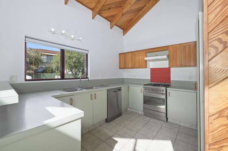 4A London Place Judea_5