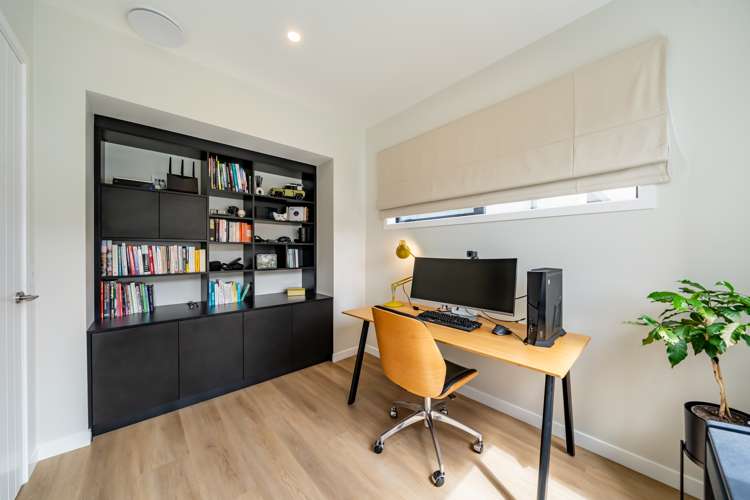 8 Ramarama Lane Crofton Downs_20