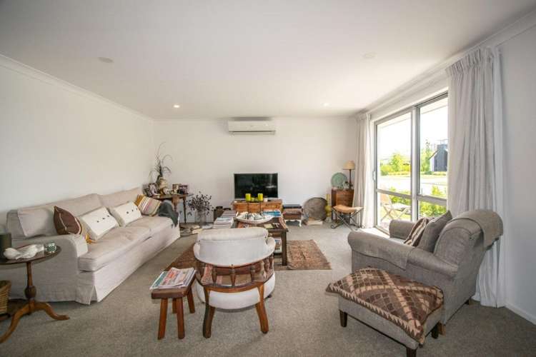2 Piper Lane Golden Downs_3