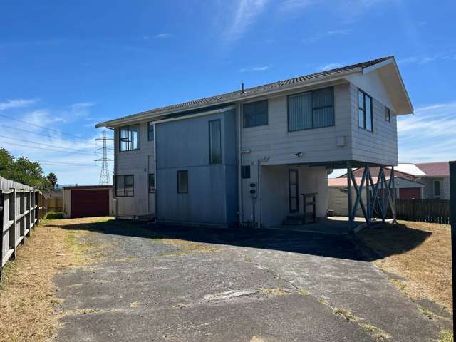 Cozy & Modern Lower-Level Home
