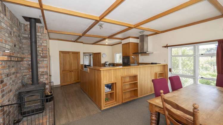 2556 State Highway 53 Martinborough_11