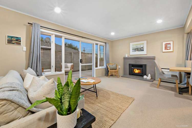 15a Ward Crescent Te Atatu Peninsula_11