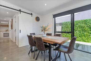 31 Longreach Drive_4